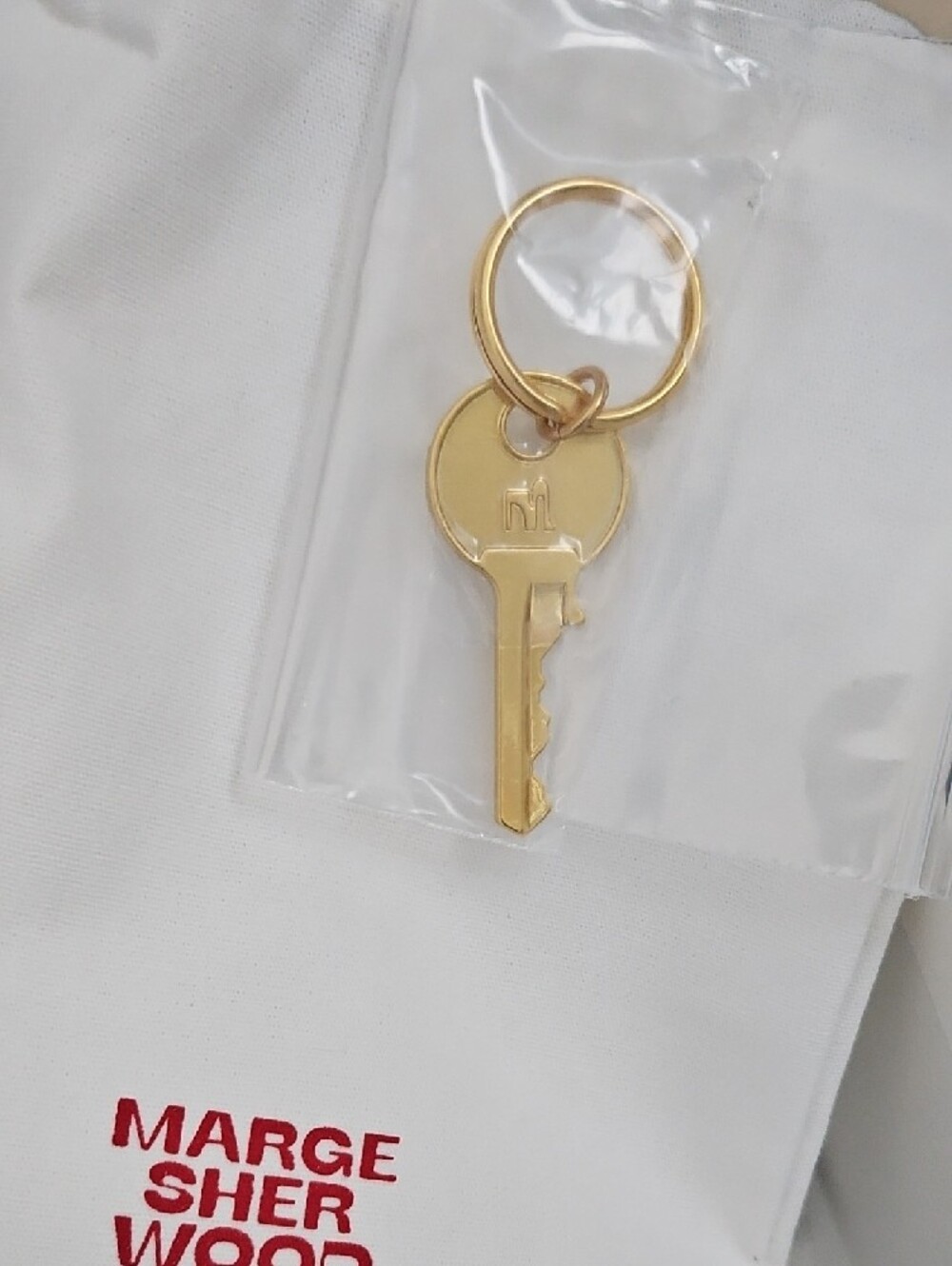 MARGESHERWOOD KEY CHARM NEW IN BOX - Picture 3 of 3